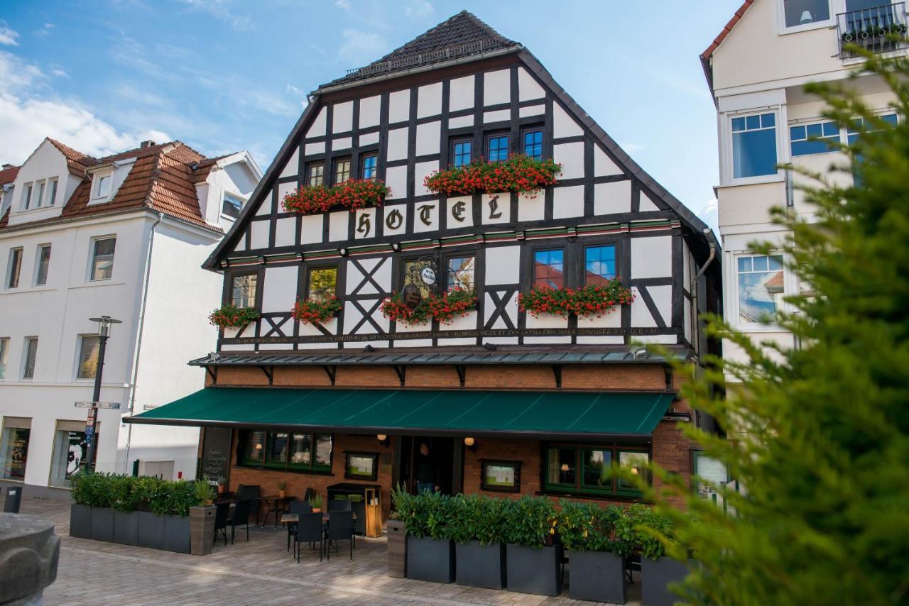 Hotel Zum Braunen Hirschen バート・ドリーブルク エクステリア 写真
